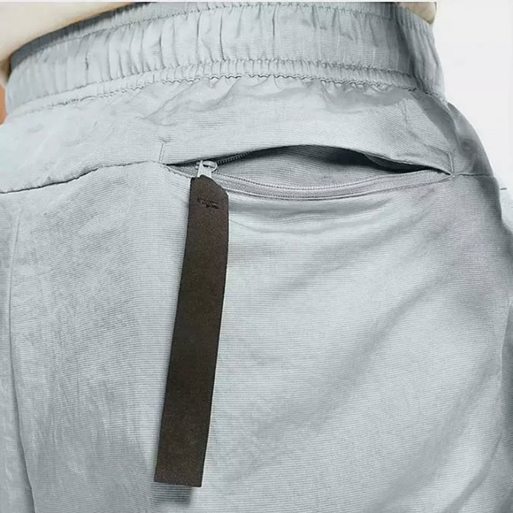 Nike Tech Pack Woven Shorts men’s sizes - Picture 4 of 4